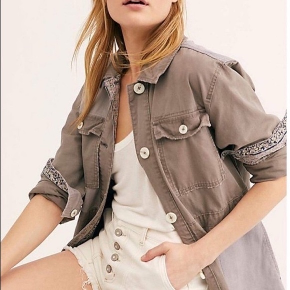 Free People 100% Cotton Apollo Utility Distressed Jacket Taupe Women’s Size XS - Picture 2 of 12